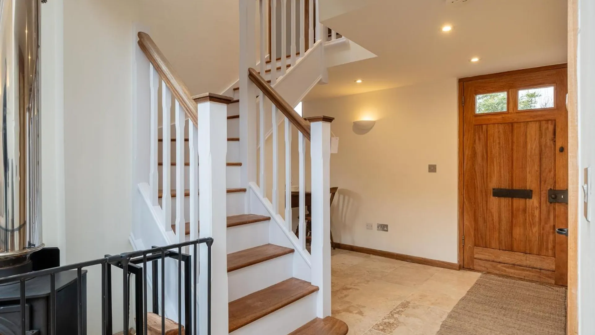 The Coach House - Beautiful Home In Cheltenham! 0*, Cheltenham