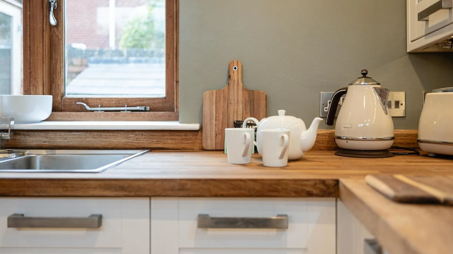 The Coach House - Beautiful Home In Cheltenham! Apartment Cheltenham